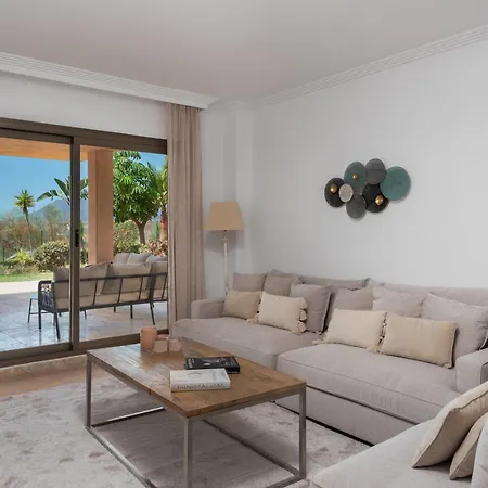 Serene 3-bedroom With Sea And Sunset Views Apartment *