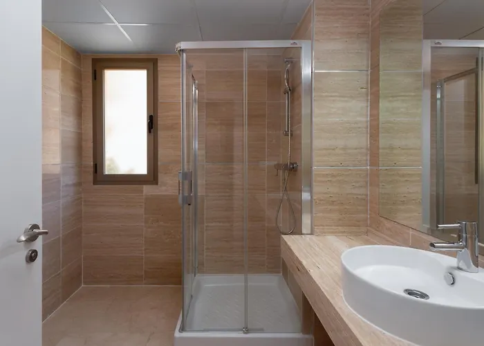 Serene 3-bedroom With Sea And Sunset Views אסטפונה