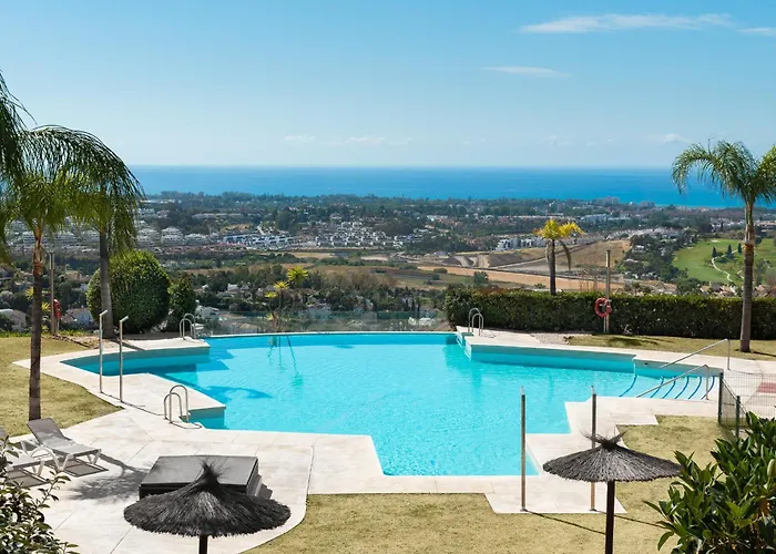 Serene 3-bedroom With Sea And Sunset Views *