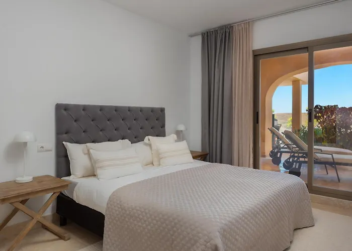 アパート Serene 3-bedroom With Sea And Sunset Views *